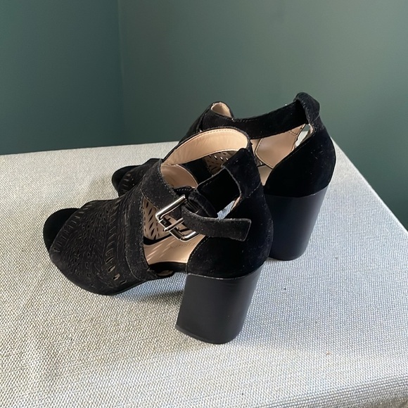 Adidas Black Heeled Sandals with Block Heel - Picture 5 of 10